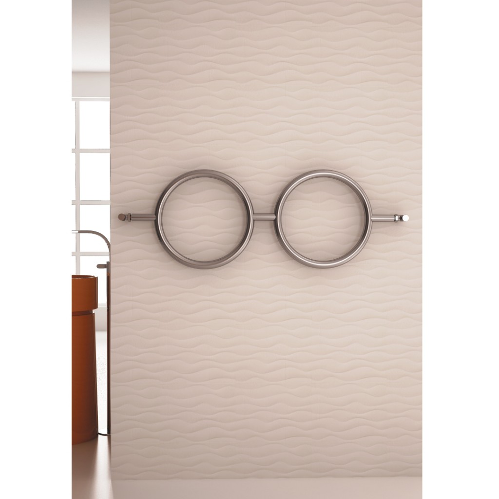 Carisa Roni Horizontal Stainless Steel Radiator
