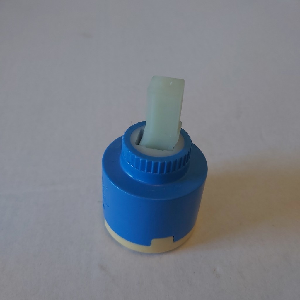 Mayfair Shine Sink Mixer Tap with Pull Out Nozzle KIT167